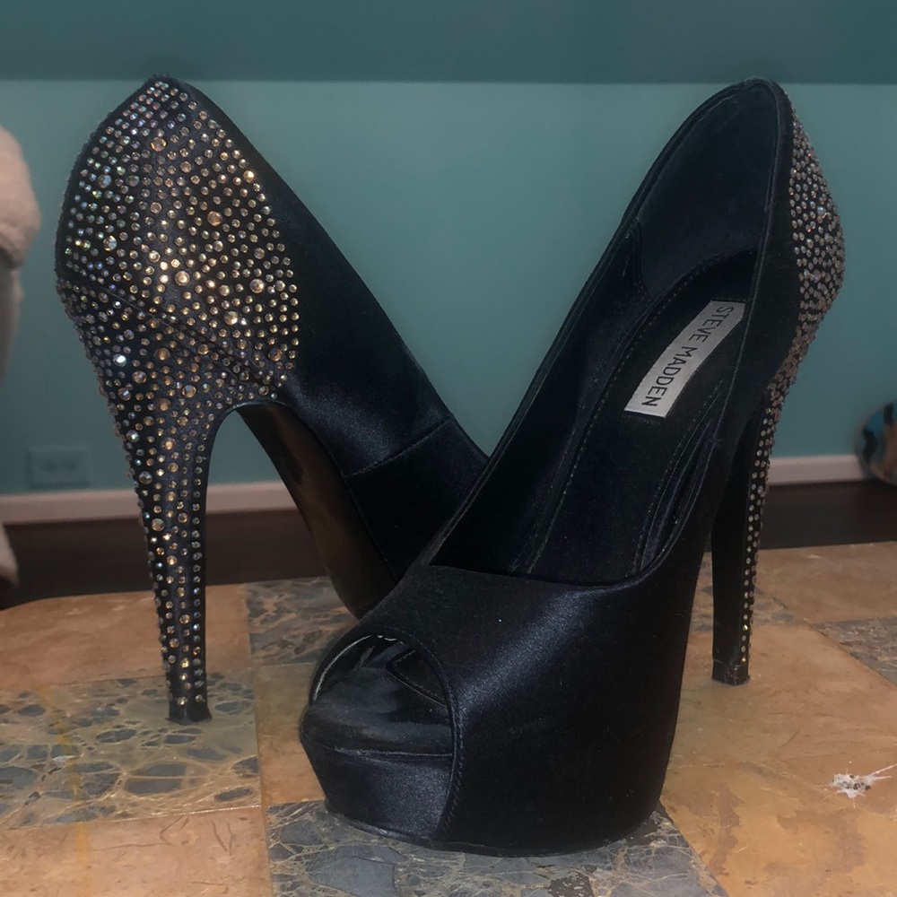 Steve Madden black peep toe heels with rhinestone detail on heel